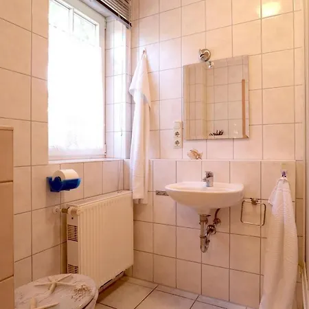 Admiral Apartment